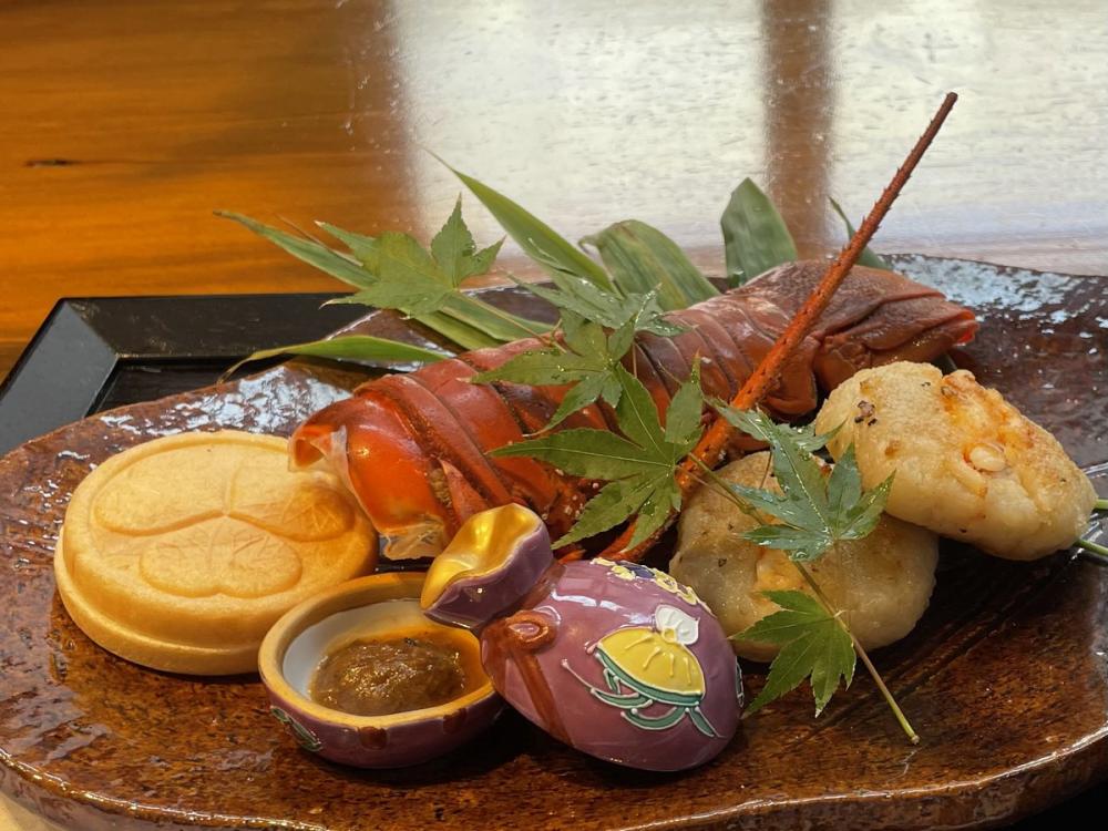 常陸国ガストロノミーlabが開催されました！今回のテーマは「常陸乃国いせ海老」。県産食材を使用したシェフこだわりのメニューが発表されました♪を見る