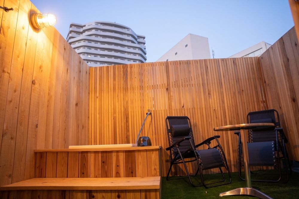 サ活は茨城！水戸 の「OFF SAUNA」で完全個室プライベート＆水着混浴サウナ体験。JR水戸駅から徒歩5分で仕事帰りにもGood！を見る