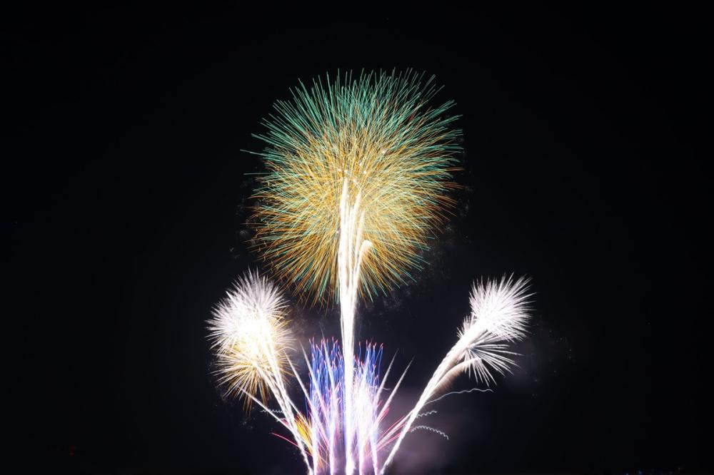 今年で40回目を迎えるきらっせ祭り🏮  フィナーレは打ち上げ花火が神栖市の夜空を彩ります🎆を見る