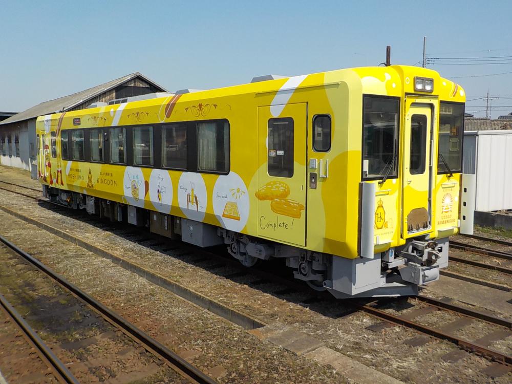 🚃夜のグルメ酒場列車ツアー💨 新・ほしいも列車「夜のグルメ酒場列車」に乗車して、ひたちなか海浜鉄道の小旅行へお出かけしませんか🌃を見る