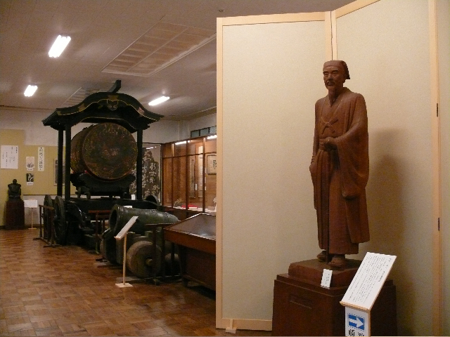 常磐神社・義烈館002