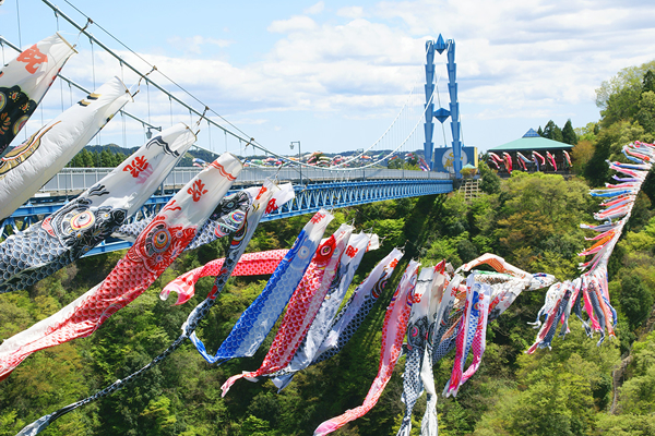 竜神峡鯉のぼりまつり03