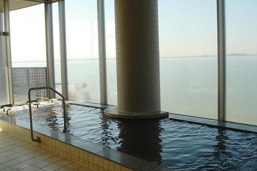 あそう温泉白帆の湯・天王崎観光交流センターコテラス_(900×600)