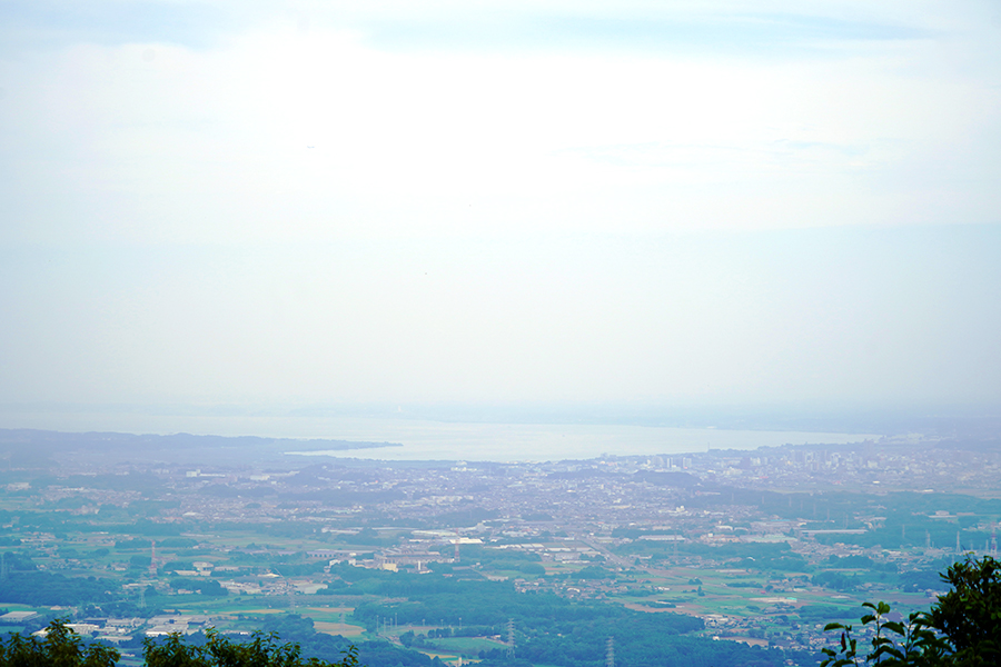 宝篋山_霞ケ浦も見渡せる
