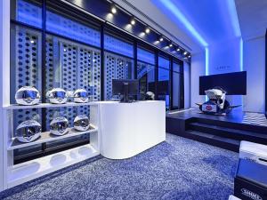 HELMET MUSEUM_4