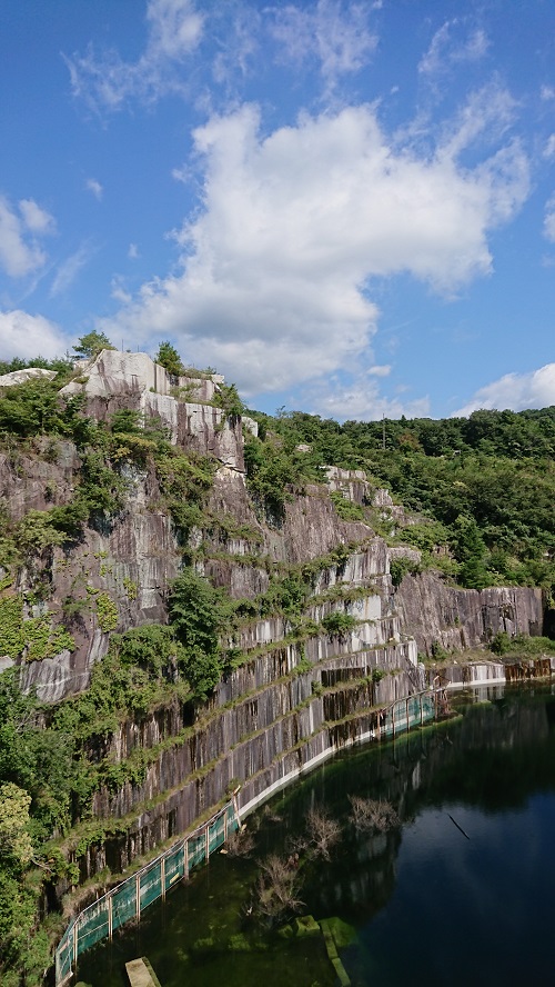 石切山脈