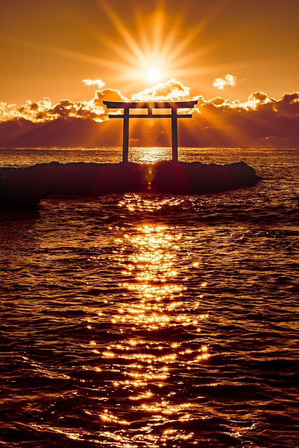 神磯の鳥居