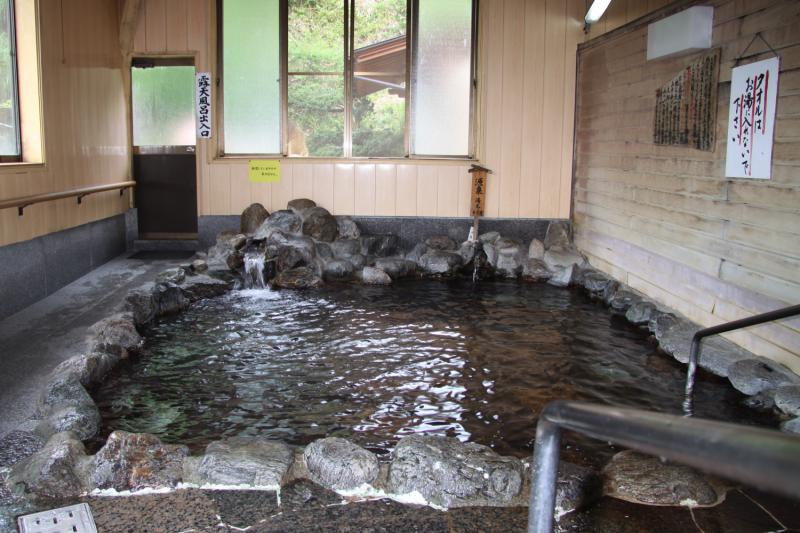 月居温泉 滝見の湯