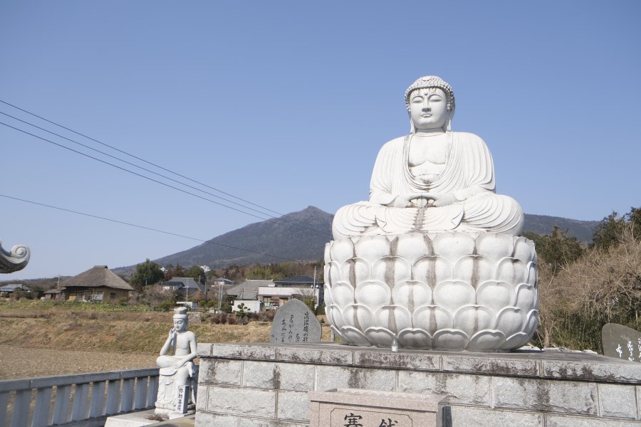 六所大仏