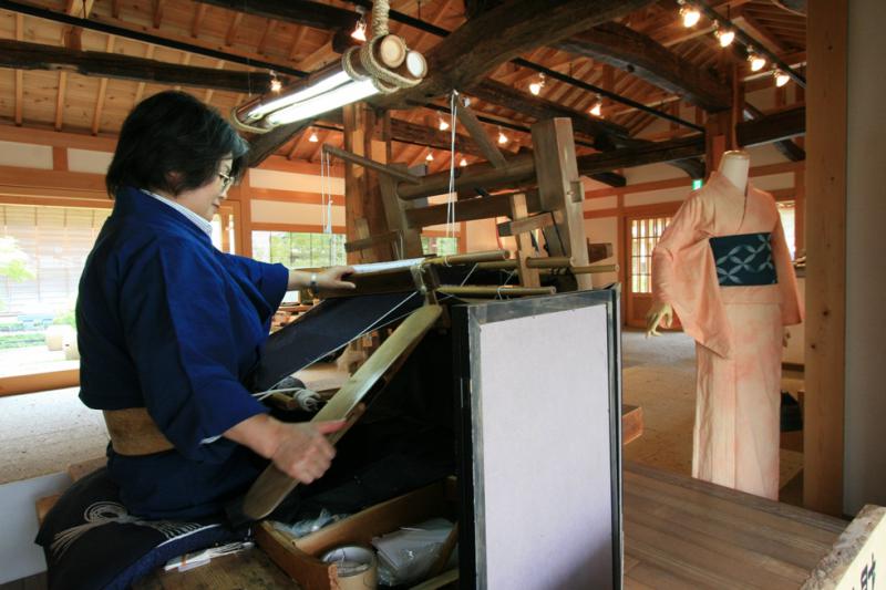 つむぎの館