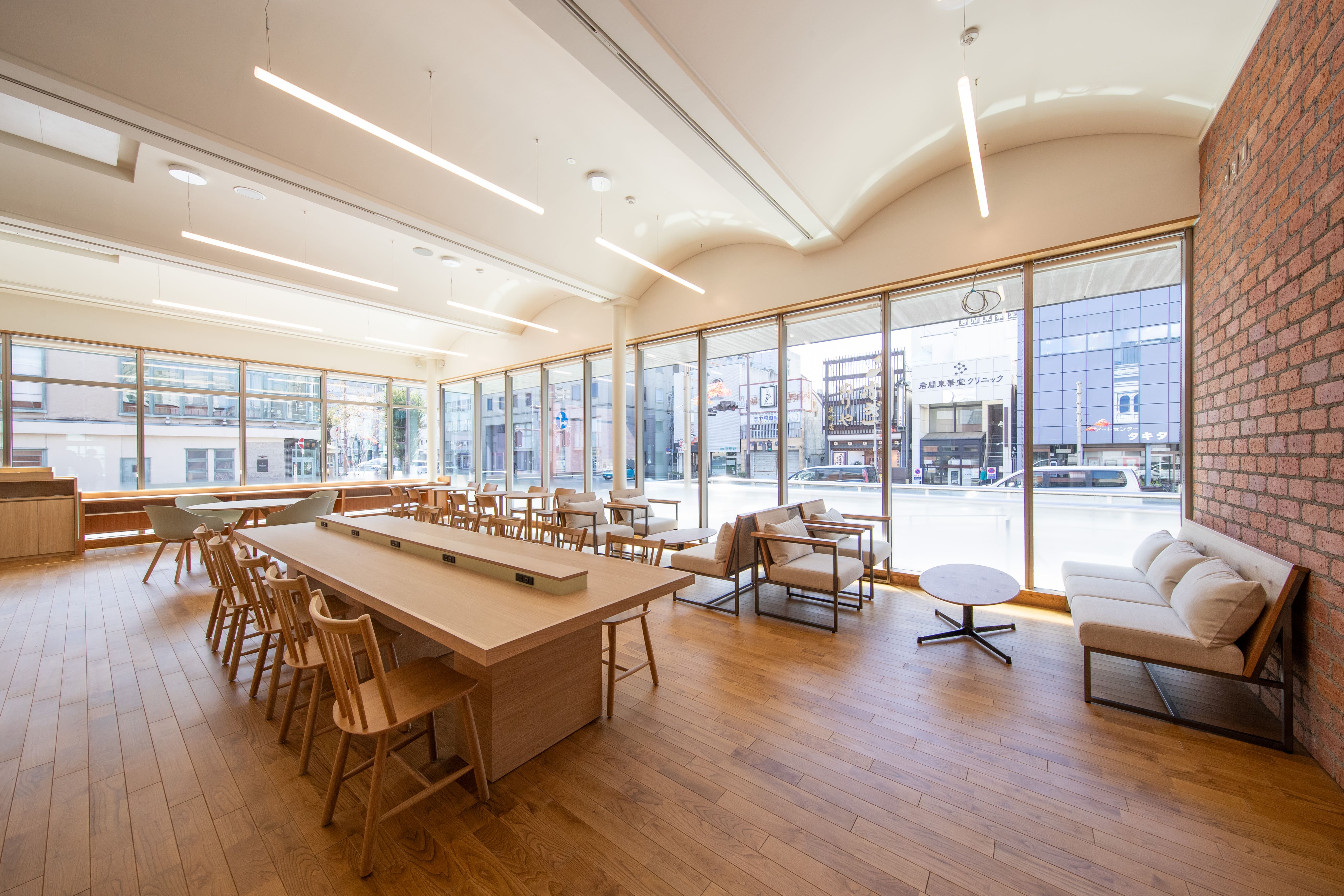 テツ・アートプラザ