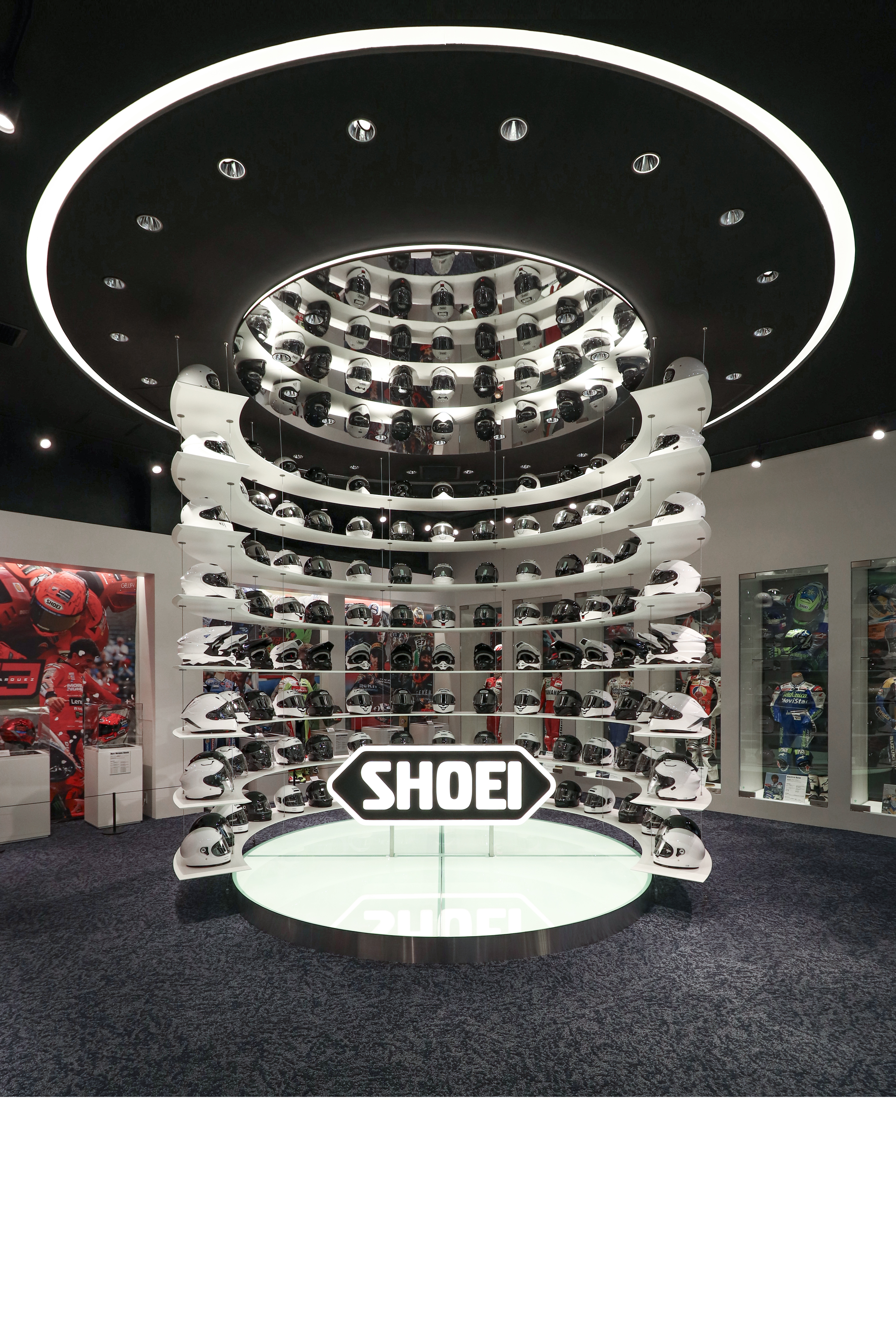 SHOEI HELMET PARK