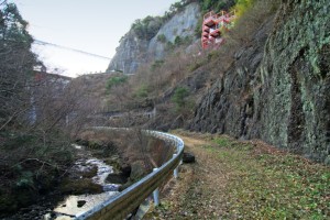 旧竜神峡進入路