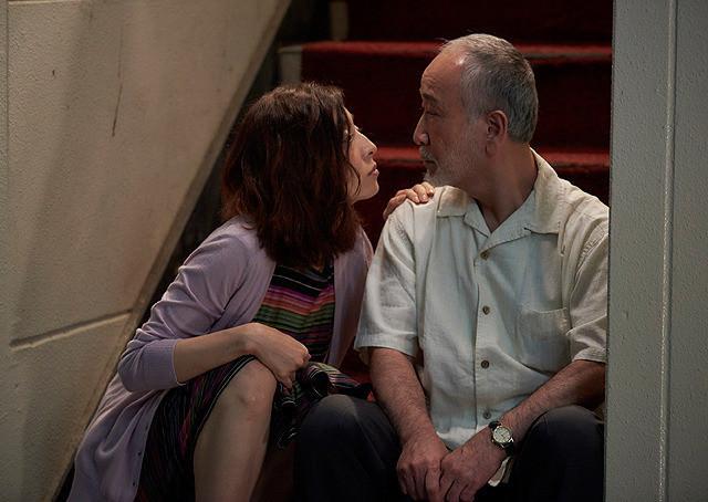 映画「月と雷」03