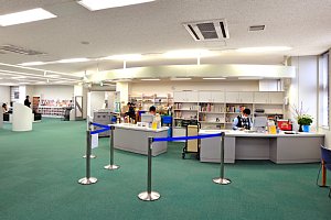 岩間図書館