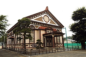 旧太田中学校講堂