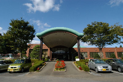 牛久市総合福祉センター