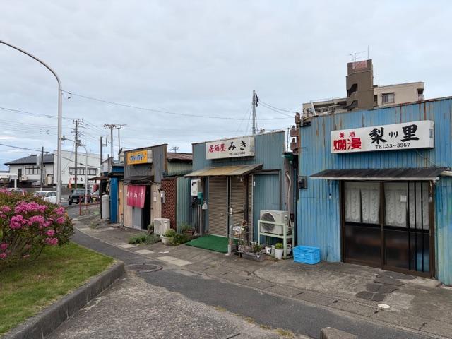 塙山キャバレー