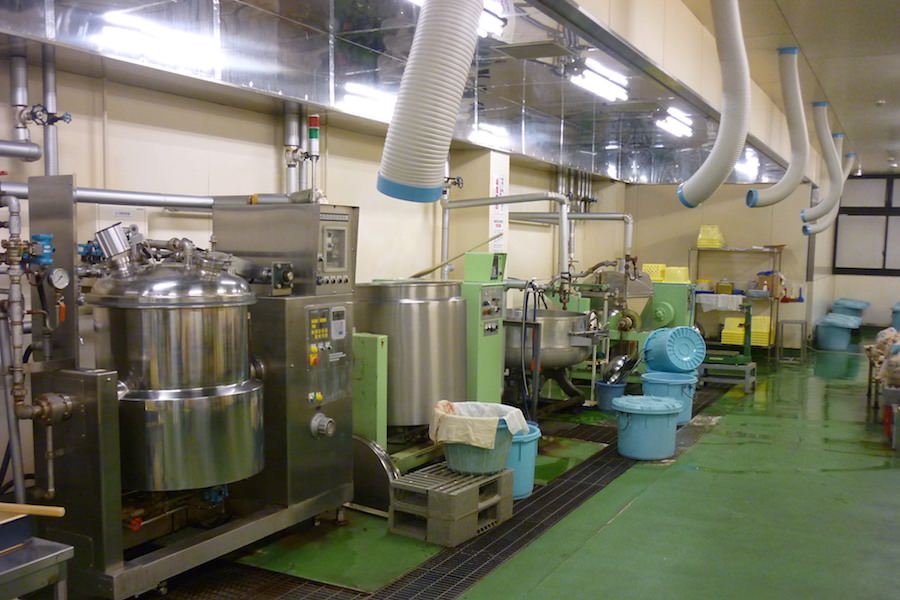 お菓子夢工場 亀印製菓株式会社
